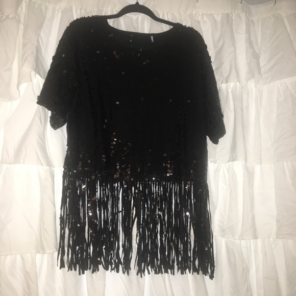 Black sequin shirt with fringe - Picture 4 of 4
